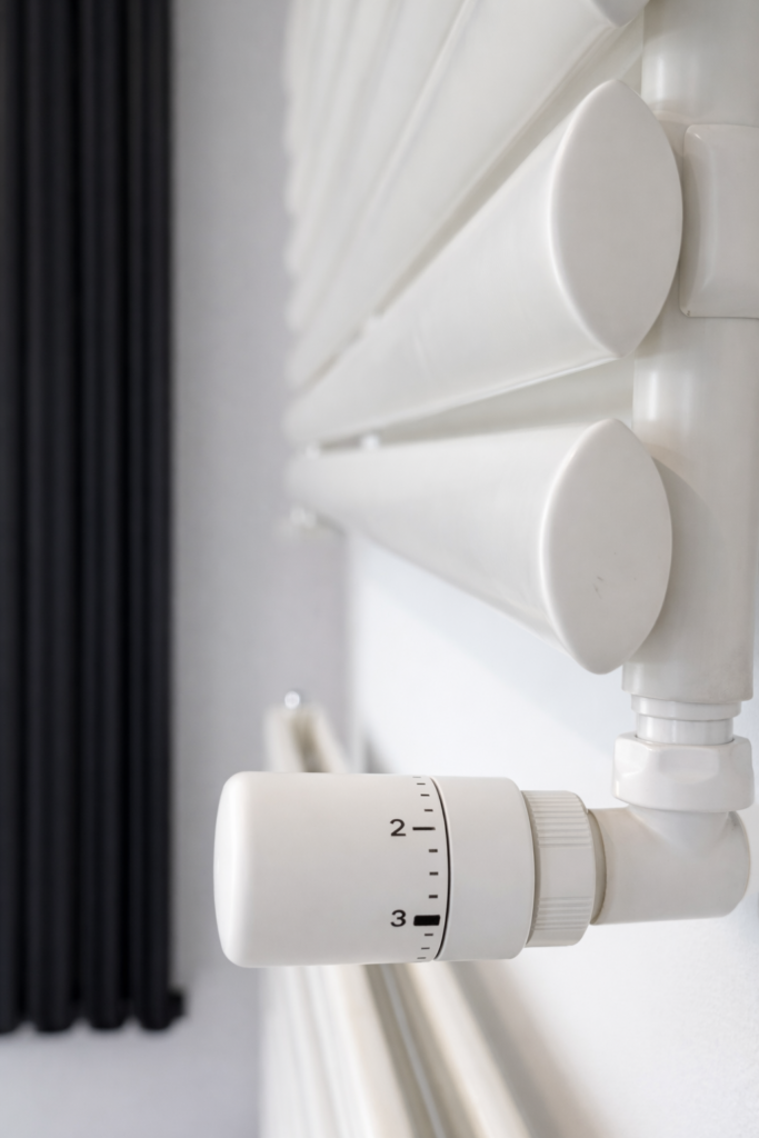 IRSAP amplía su propuesta de personalización con cabezales termostáticos en color